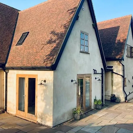 2 Beds & Living In Our Idyllic Country Cottage Bedford Exterior photo